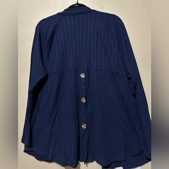 XXL - Maurice’s Button Back Cardigan - Picture 3 of 7